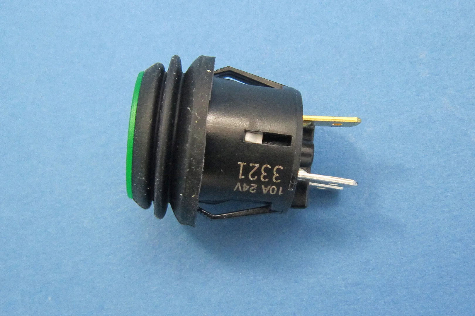 Interrupteur tactile va et vient 3 boutons 2+1 - Livolo France Interrupteur tactile va et vient 3 boutons 2+1 - Livolo France