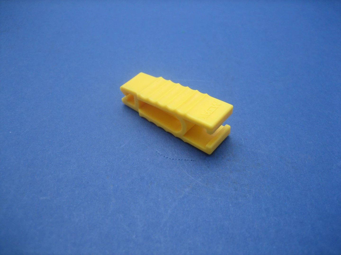 Fusing Blade Fuses Extracteur De Fusible De Type Lame Auto fusing-blade-fuses-extracteur-de-fusible-de-type-lame-auto