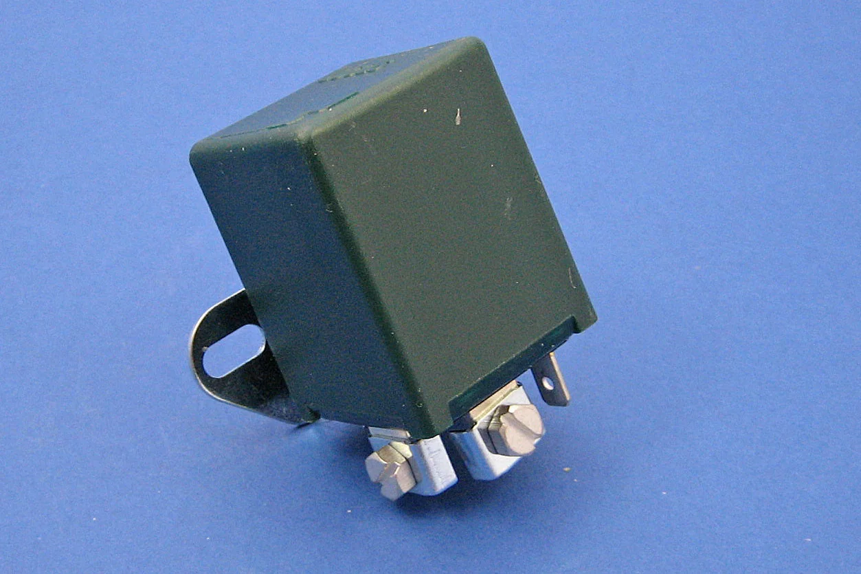 Recambio Relé Lucas 33451 Relé De Carga Dividida Intermitente Lucas SRB631 Verde, 12V, 60A, 4 Pines, Para Sistemas Duales De Batería Relé Para Doble Batería - Foto 13