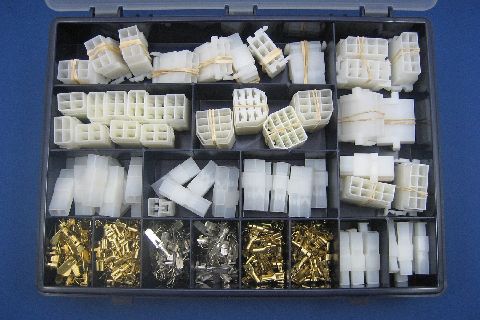 Terminals & Connectors > Multiple Connectors Kit connecteurs